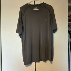 Under Armour Grey Men’s XL T-shirt